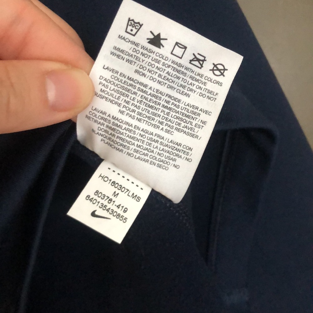 Nike medium pull over long sleeve shirt Seahawks - Picture 10 of 10
